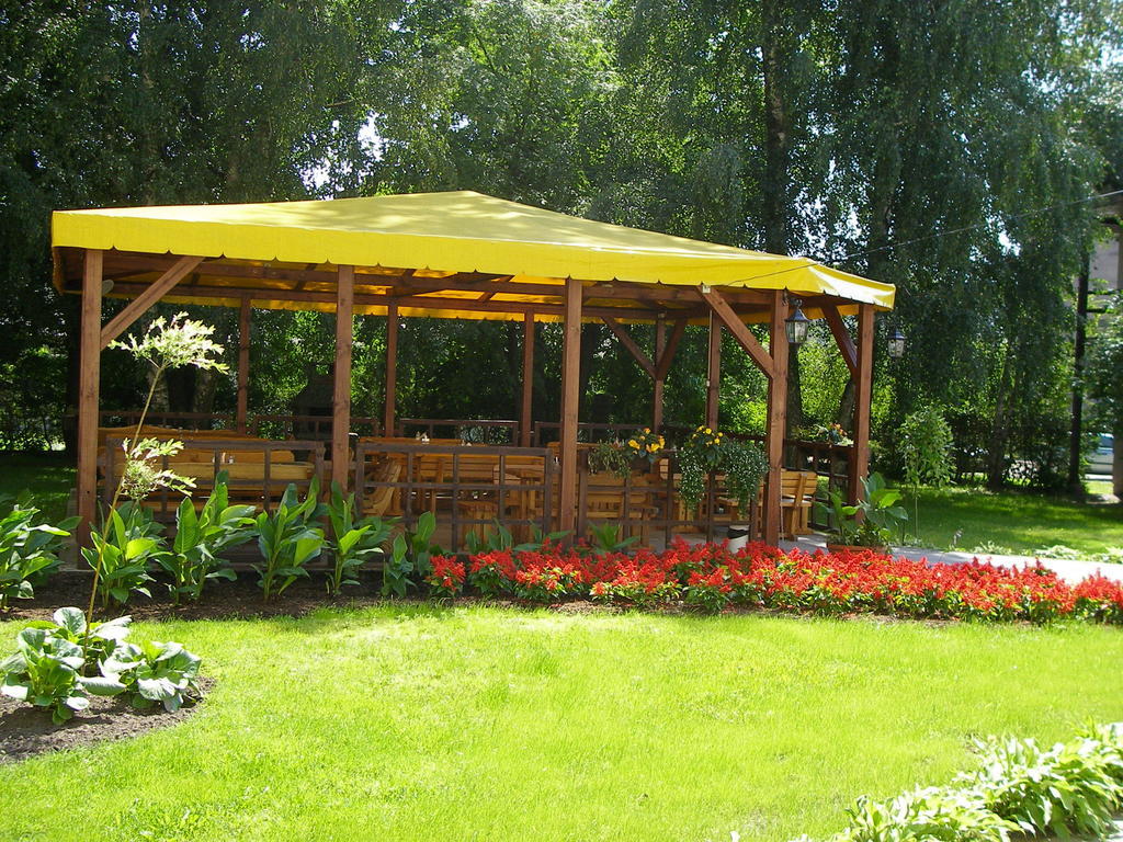 Deims Hotel Silutė Bagian luar foto