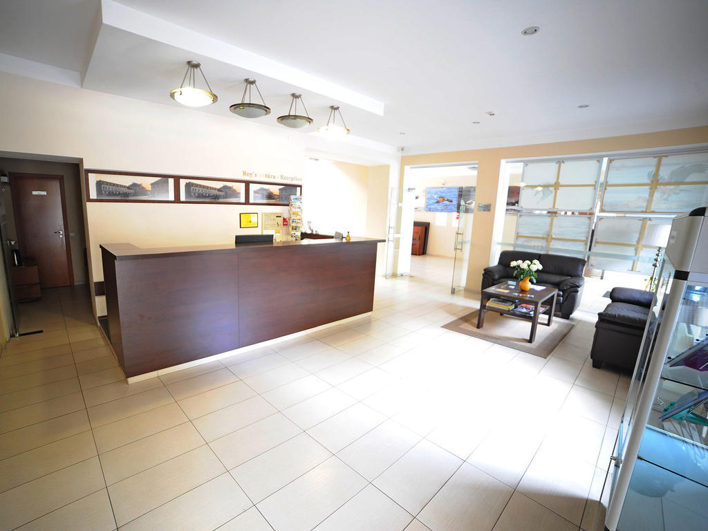 Deims Hotel Silutė Bagian luar foto