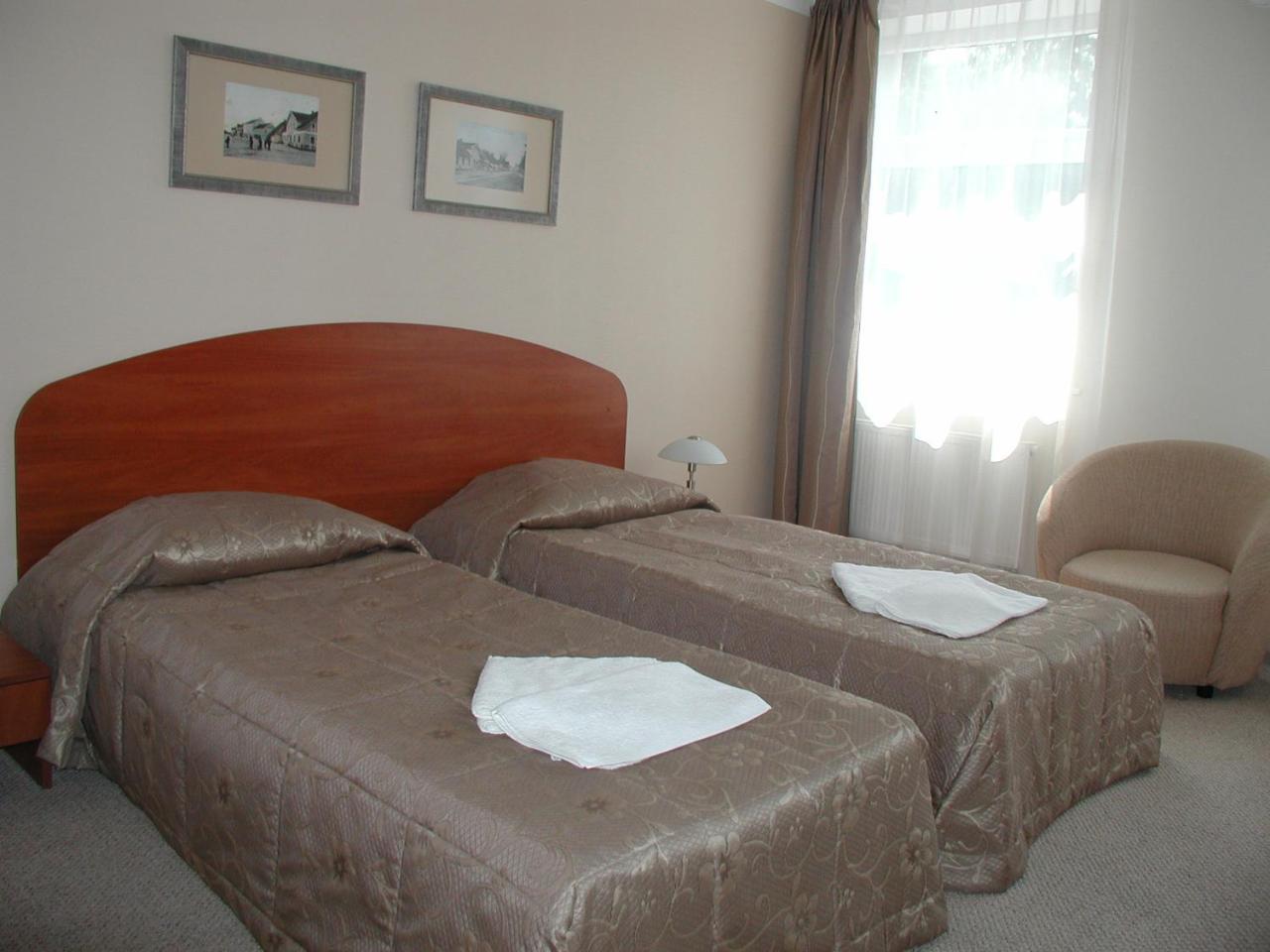 Deims Hotel Silutė Bagian luar foto